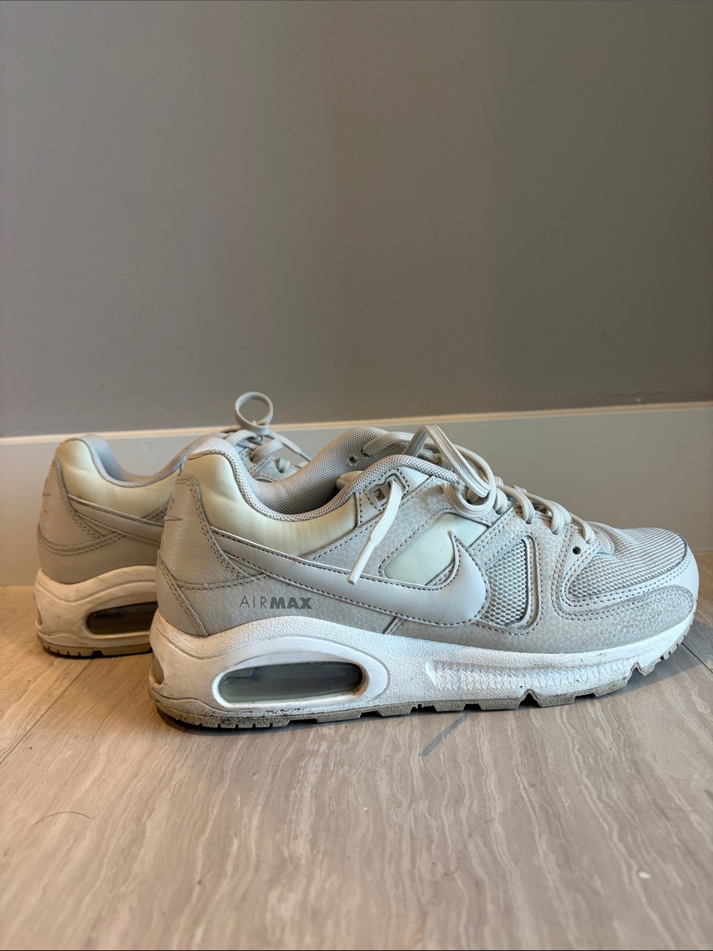 Nike Women's Air Max Women’s Sz 8 Sneakers - Picture 11 of 14